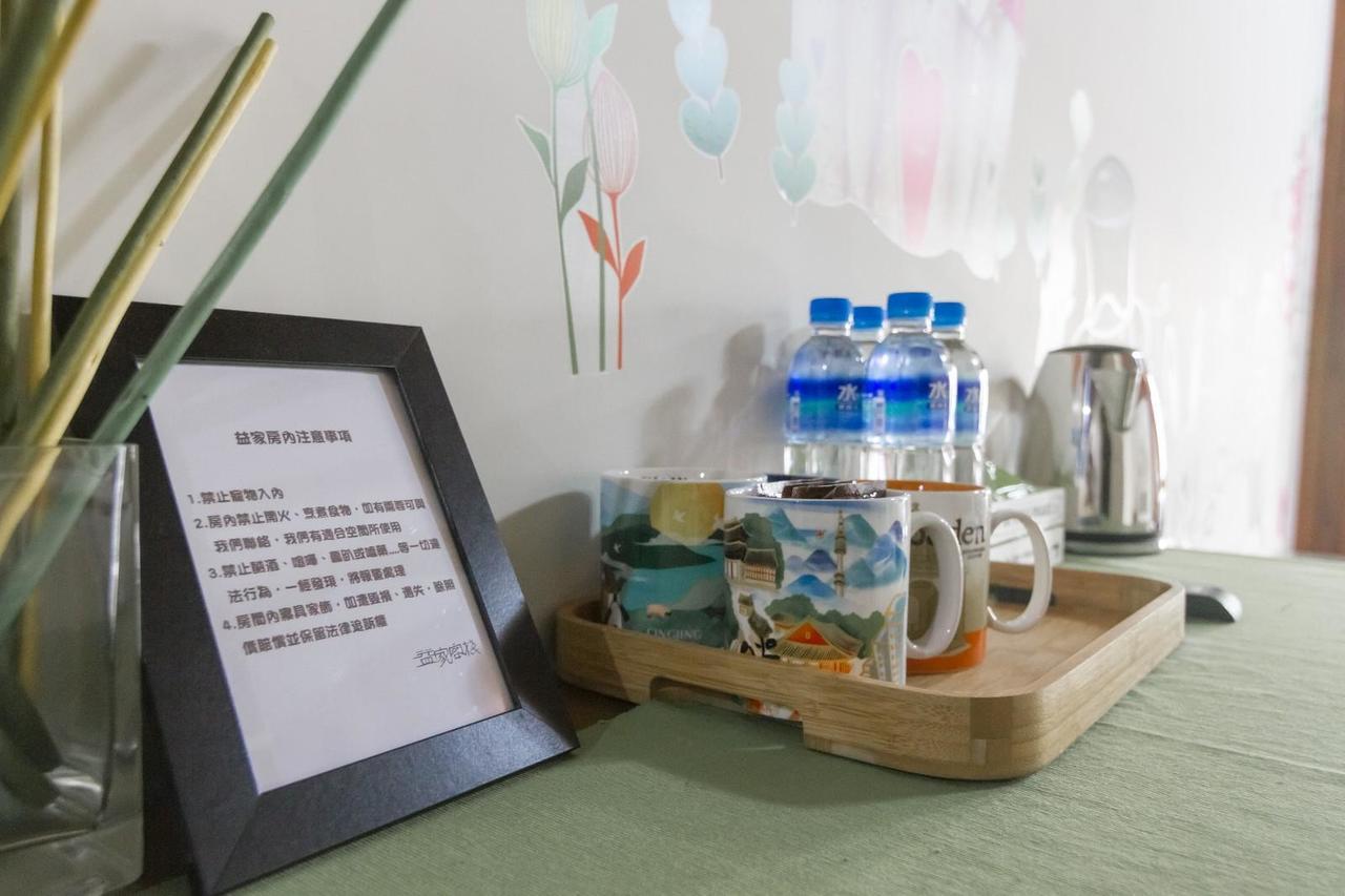 Tainan Yi Home Екстер'єр фото