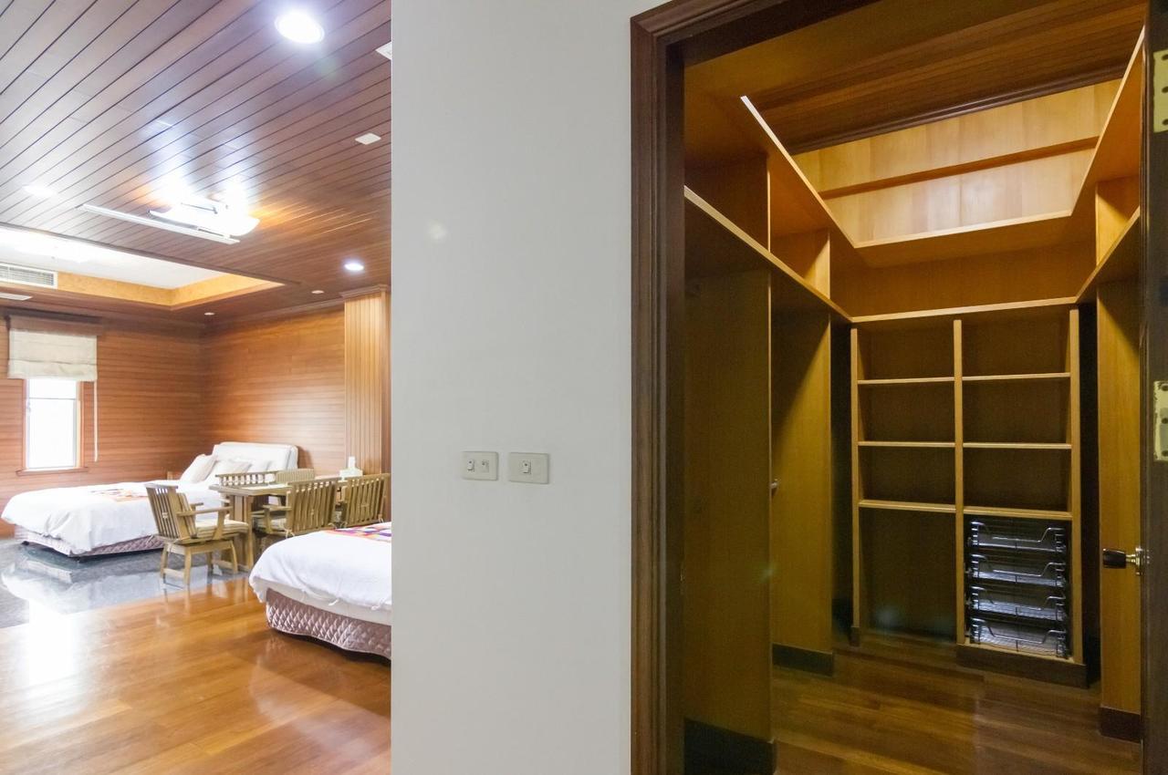 Tainan Yi Home Екстер'єр фото