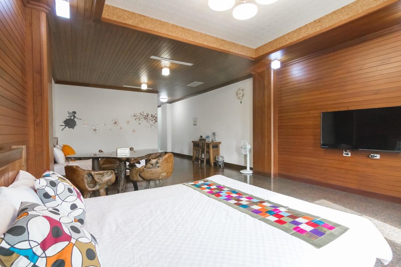 Tainan Yi Home Екстер'єр фото