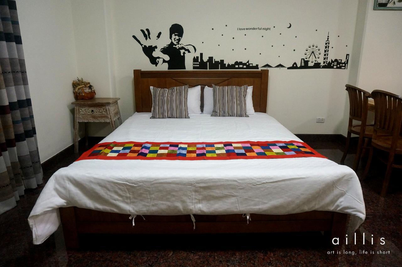 Tainan Yi Home Екстер'єр фото