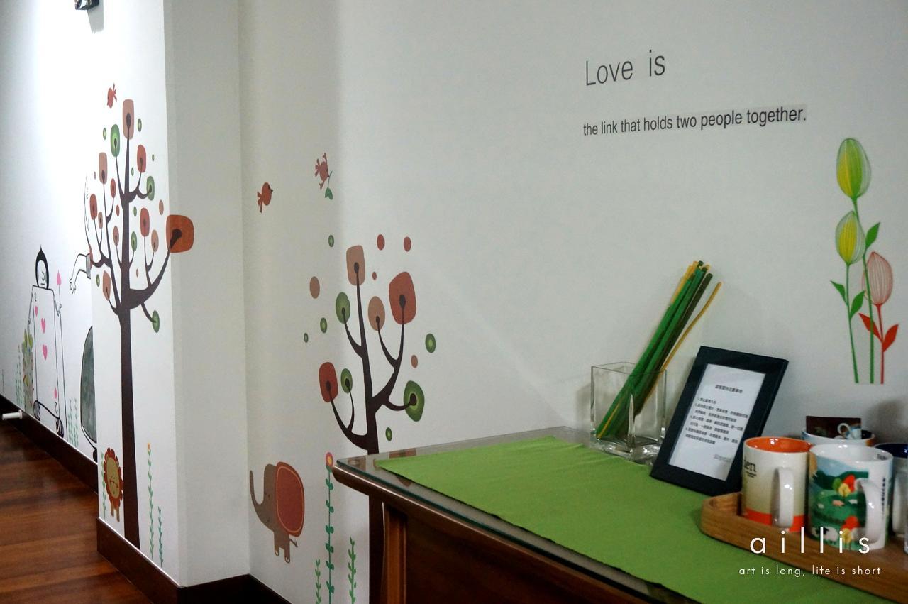 Tainan Yi Home Екстер'єр фото